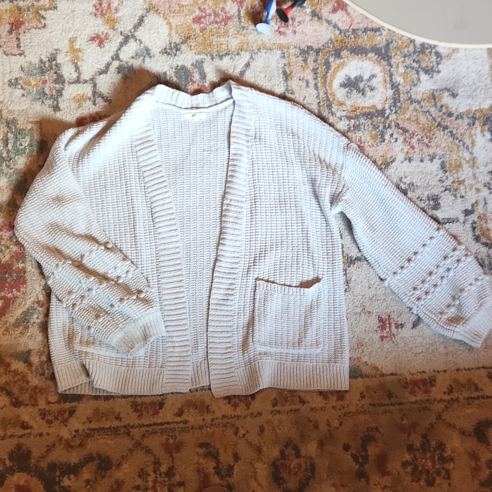 MAURICES - Bobble light gray cardigan - size XL